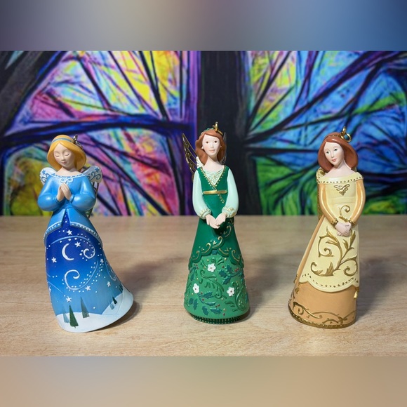 Hallmark 2005 Joyful Tidings Angel Collection Christmas Ornament Set - Picture 3 of 9